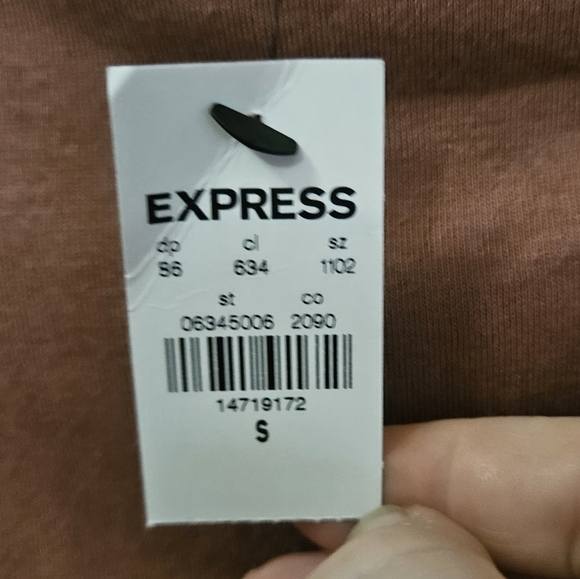 NWT Express One Eleven Women's Size S Cutout Shoulder Strappy Top - Picture 5 of 5